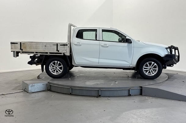 2020 Isuzu D-MAX LS-M in White
