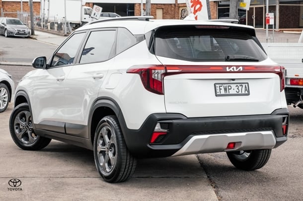 2024 Kia Seltos S in Other