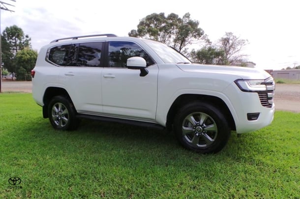 Image of 2022 Toyota Landcruiser VX