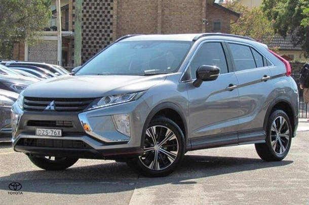 2018 Mitsubishi Eclipse Cross ES in Silver