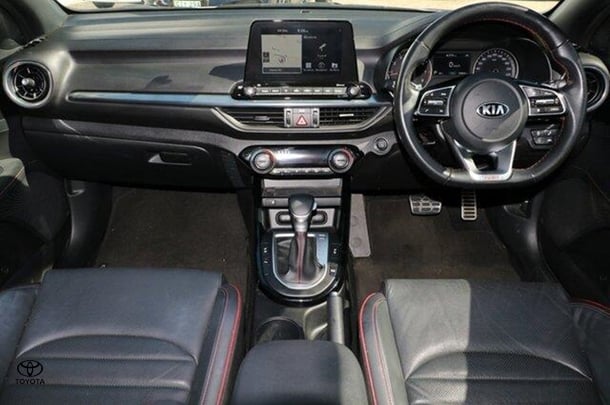 2019 Kia Cerato GT in Clear White