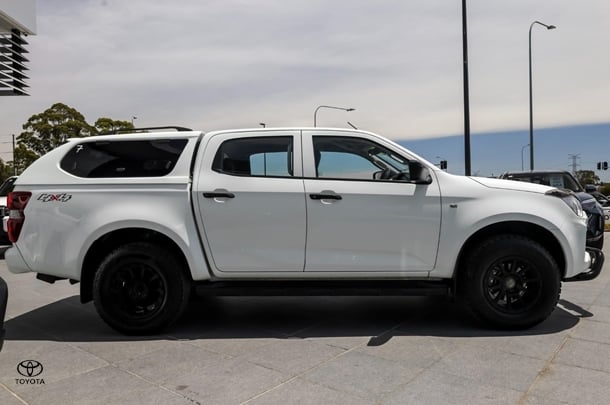 2020 Isuzu D-MAX SX in White