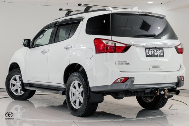 2015 Isuzu MU-X LS-T in Other