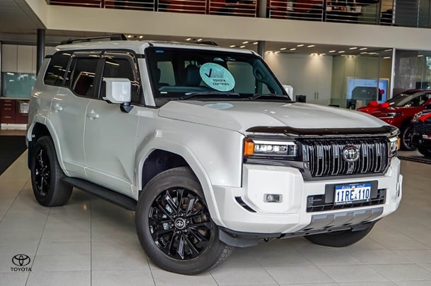 Image of 2025 Toyota Landcruiser Prado VX