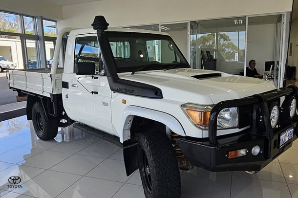 Image of 2011 Toyota Landcruiser Workmate