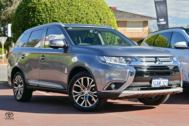 Image of 2016 Mitsubishi Outlander LS