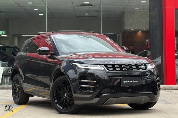 2021 Land Rover Range Rover Evoque P250 R-Dynamic SE in Black