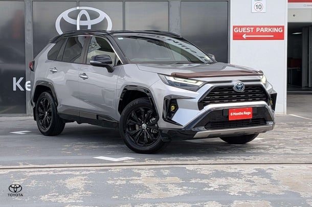 Image of 2022 Toyota Rav4 Hybrid XSE (2WD)