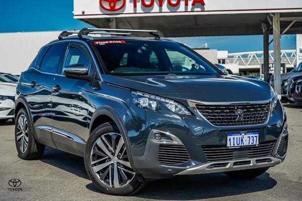 2018 Peugeot 3008 GT in Grey