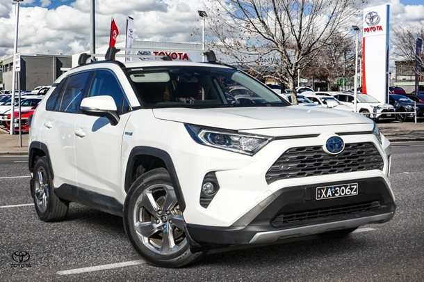 Image of 2020 Toyota RAV4 GXL