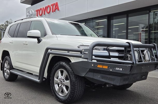 Image of 2022 Toyota Landcruiser VX