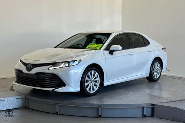 Image of 2020 Toyota Camry Ascent
