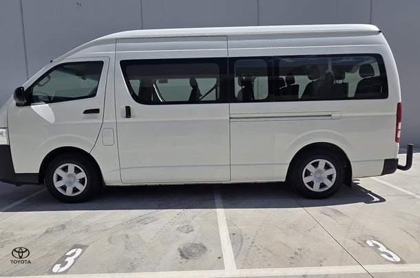 2017 Toyota Hiace Commuter in White