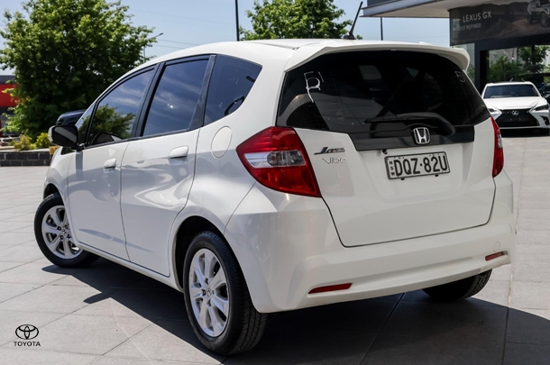 2013 Honda Jazz Vibe in White