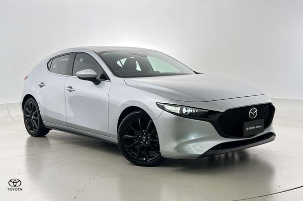 Image of 2020 MAZDA MAZDA3 G25 Astina