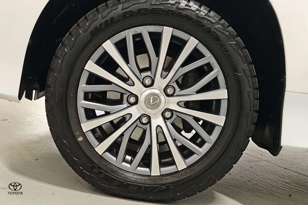 2017 Lexus LX LX570 in White