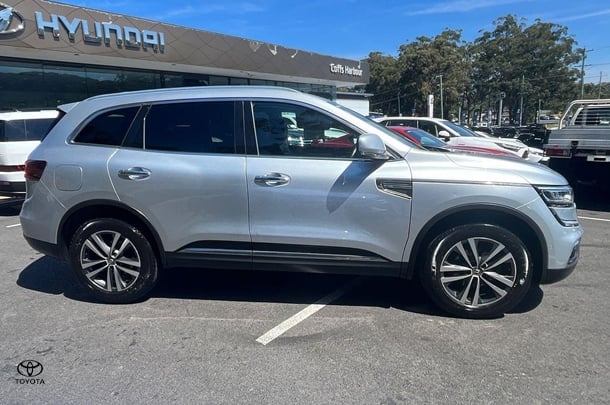 2021 Renault Koleos Zen in Silver