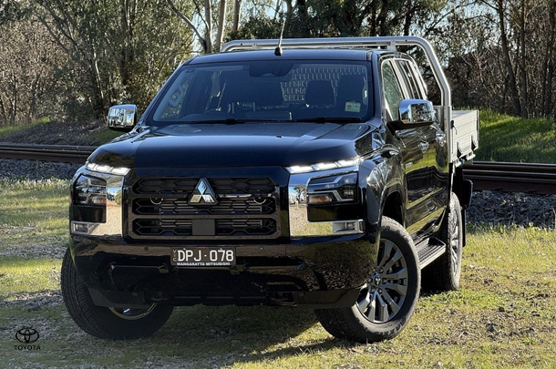 Image of 2025 Mitsubishi Triton GLS