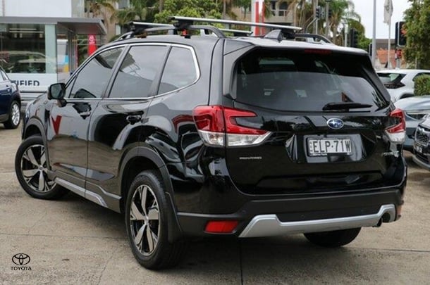 2020 Subaru Forester 2.5i-S in Black