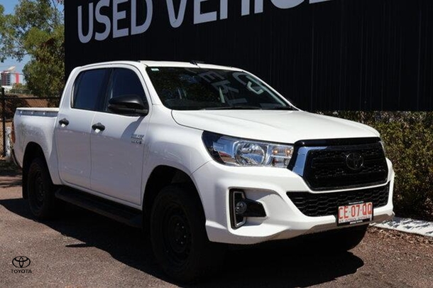 Image of 2020 Toyota Hilux SR