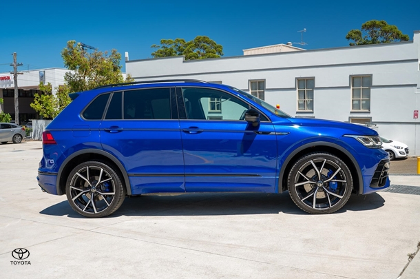 2022 Volkswagen Tiguan R Grid Edition in Lapiz Blue (L9l9)