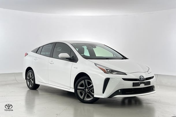 2021 Toyota Prius I-TECH in White