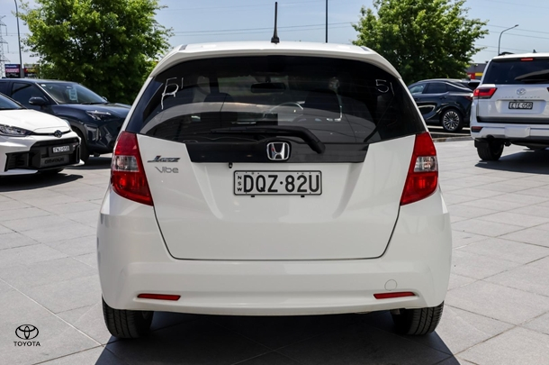 2013 Honda Jazz Vibe in White