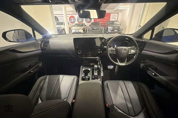 2023 Lexus NX NX450h+ F Sport in Blue