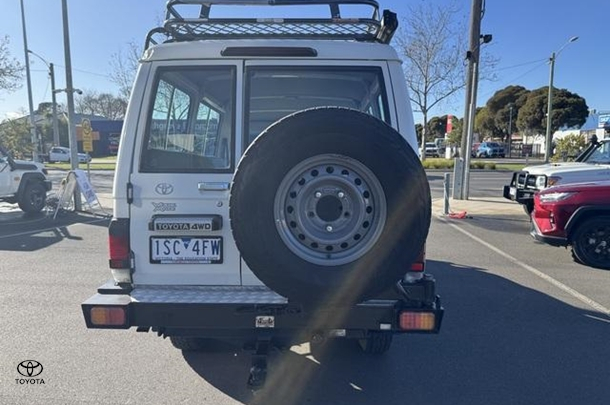 2013 Toyota Landcruiser Workmate in White