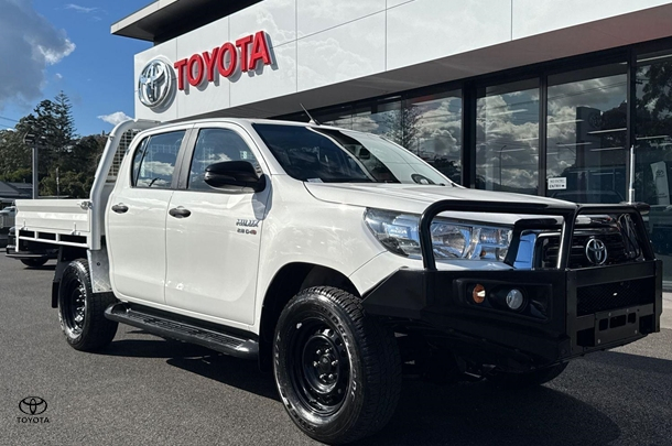 Image of 2019 Toyota Hilux SR