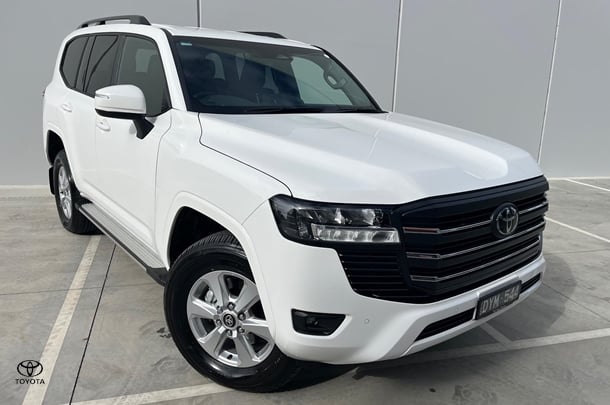 Image of 2025 Toyota Landcruiser GXL