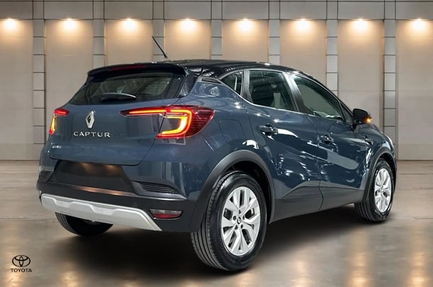 2022 Renault Captur Zen in Other