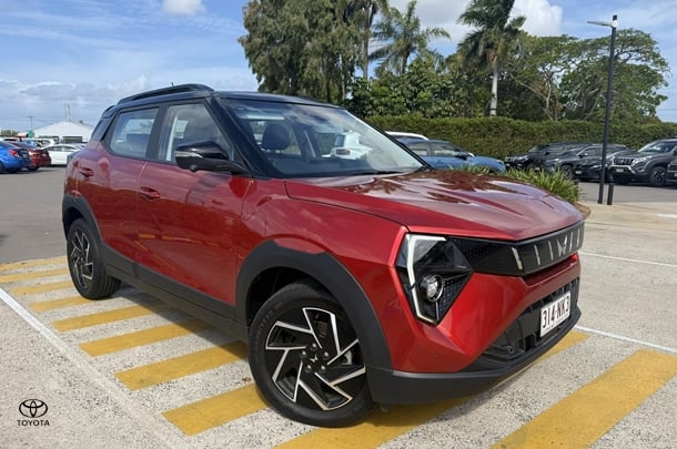 2025 Mahindra XUV3XO AX7L in Other