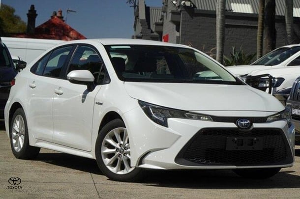 2022 Toyota Corolla Ascent Sport in White
