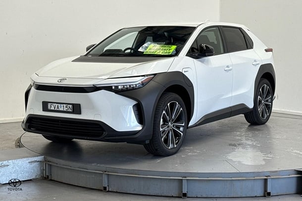 2024 Toyota bZ4X Standard 2WD in White