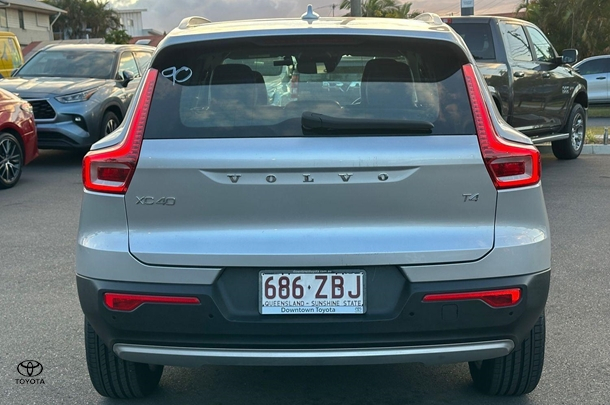 2019 Volvo XC40 T4 Momentum in Other