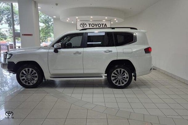 2024 Toyota Landcruiser Sahara ZX in White