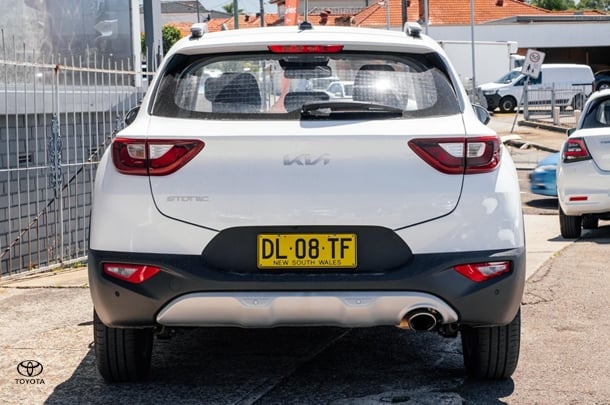 2024 Kia Stonic S in Snow White Pearl (Swp)