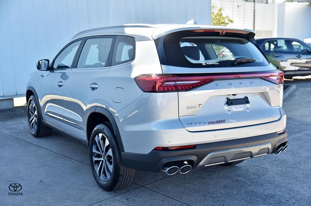 2024 Chery Tiggo 8 Pro Max Urban in Silver