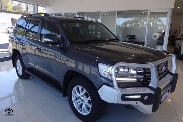 Image of 2018 Toyota Landcruiser VX
