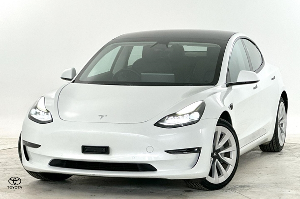 2021 Tesla Model 3 Long Range in White