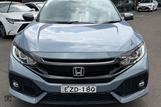 2017 Honda Civic VTi-L in Grey