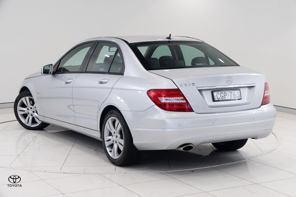 2012 Mercedes-Benz C-Class C200 BlueEFFICIENCY in Silver