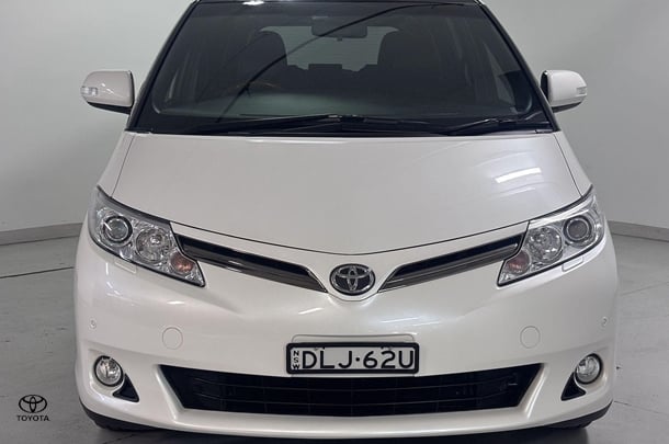 2016 Toyota Tarago Ultima in White