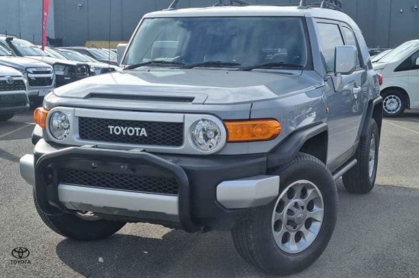 2012 Toyota FJ Cruiser FJ Cruiser in Two Tone Silver