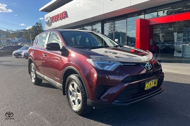 Image of 2017 Toyota RAV4 GXL