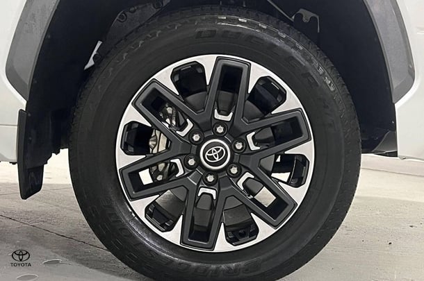 2023 Toyota Tundra Limited in White