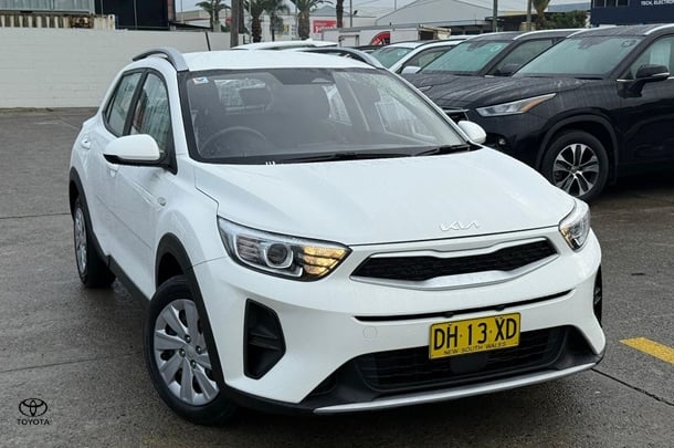 Image of 2023 Kia STONIC S