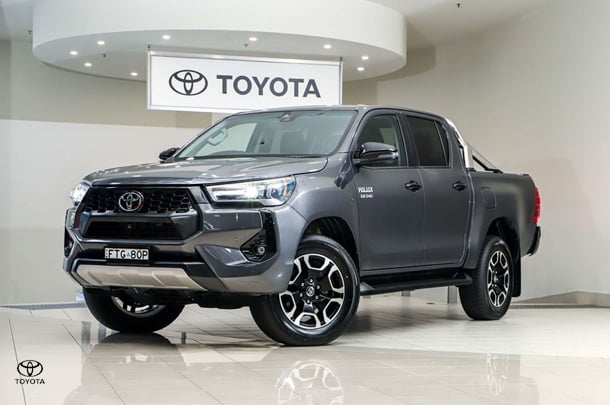 Image of 2025 Toyota Hilux SR5 48V