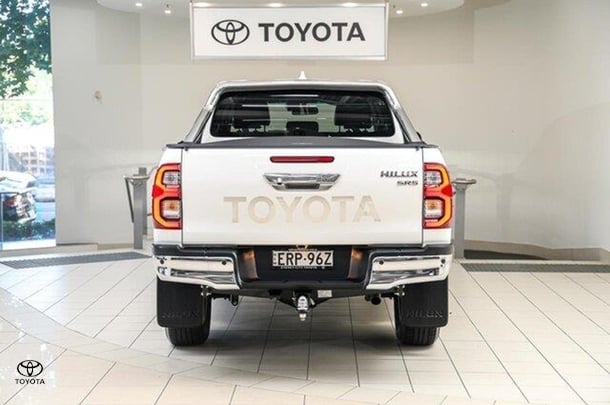2022 Toyota Hilux SR5 in White